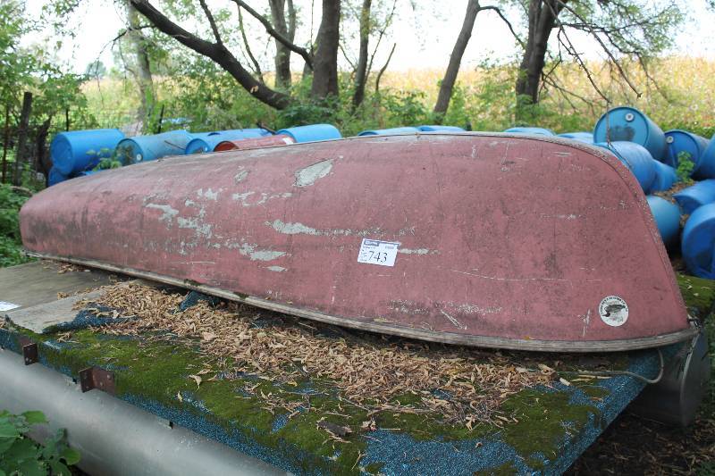 lot 743 image: Ballerina Bombardier Sail Boat wMast 12 Length.