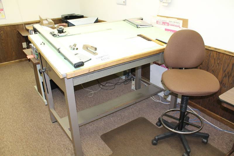 lot 678 image: Drafters Work Table wVemco 612 Includes Chair & Contents 60 x 39 x 42.