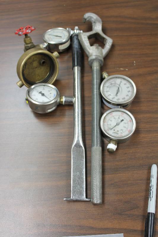 lot 684 image: Lot of (2) Pitot Gauge wExtra Gauges & Gauge Valve.