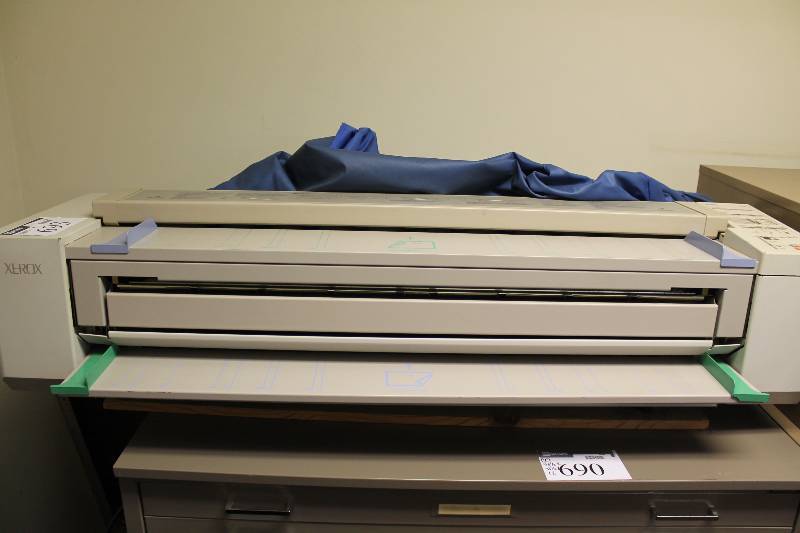 lot 693 image: Xerox 2515 Engineering Copier 5276.7 Indicated Hours.