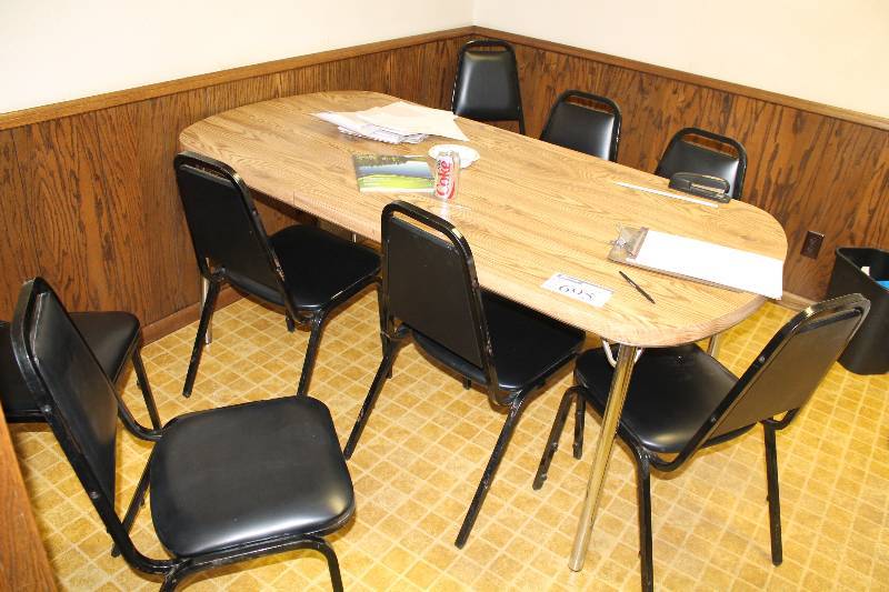 lot 695 image: Sectional Wooden Table wMetal Frame & Chairs (8) 36 x 72 x 29.
