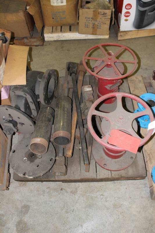 lot 187 image: Pallet Lot Including Manual Valve Shut-Offs Threaded Pipes Blind Flanges And More.
