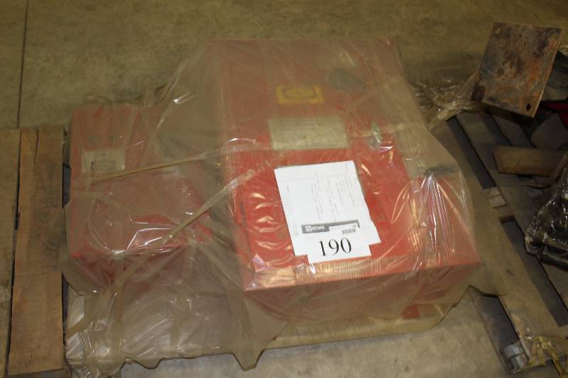 lot 190 image: Pallet Lot Including Fire Pump Controller Jockey Pump Controller.