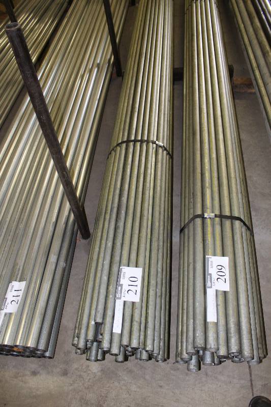 lot 210 image: Lot of (46) 1 x 21 SCH #40 Galvanized Piping New.