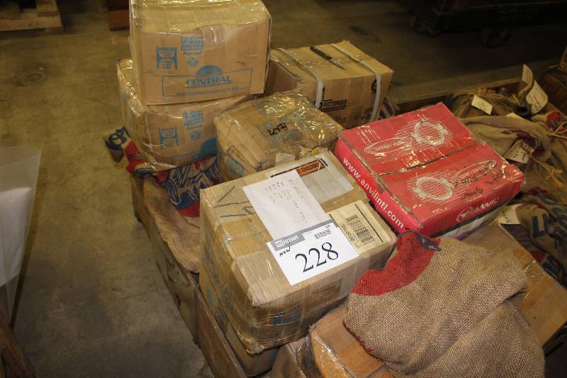 lot 228 image: Pallet Lot Of New Hardware Including Strap Fittings See Info Sheet In Photos For Additional Items & Info.