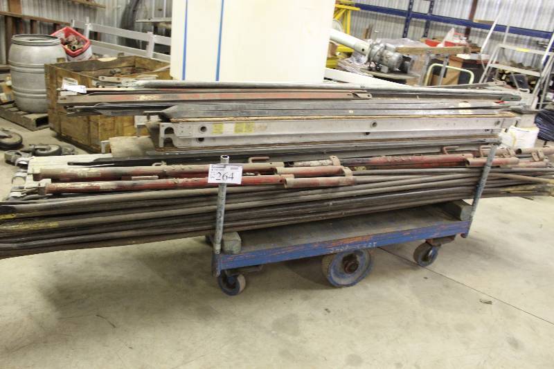 lot 265 image: Scaffolding Lot Including Uprights (18) Platforms (7).