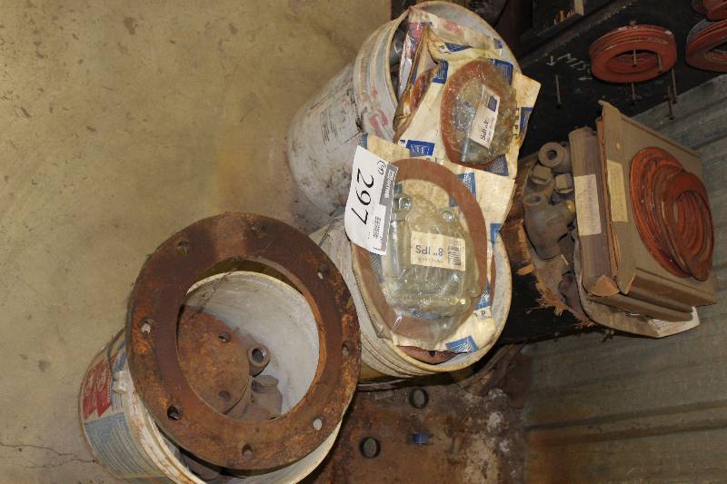 lot 297 image: Container Lot of (4) Including Flange 8 IPS 4 IPS And More.