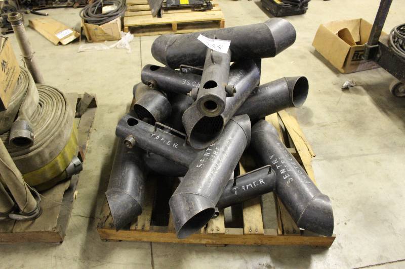 lot 555 image: Pallet Lot of Sentry Fire Protection Tamers.