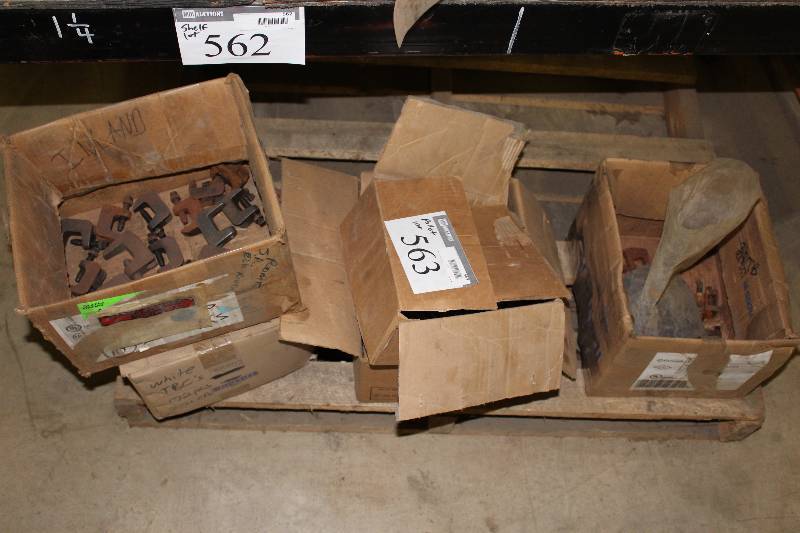 lot 563 image: Pallet Lot of Short Clamps wBolt Fasteners.