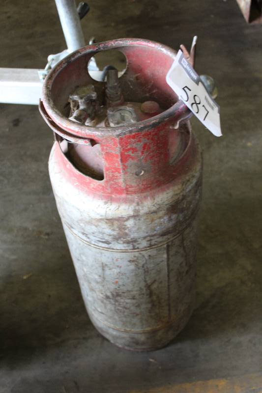 lot 587 image: Metal Propane Cylinder.