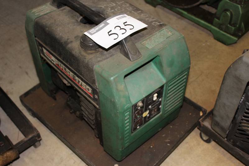 lot 535 image: Coleman Powermate Pulse Portable Generator Model 1750.