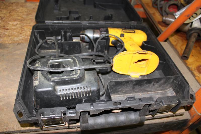 lot 466 image: DeWalt Cordless Drill wHard Case & Charger No Battery.