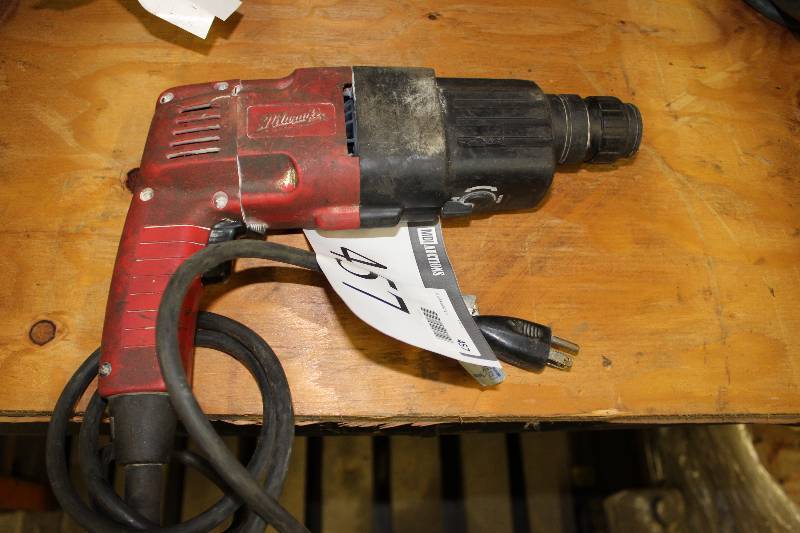 lot 457 image: Milwaukee Heavy-Duty Falcon Corded Drill.