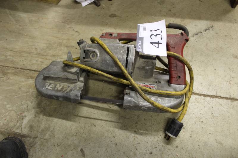 lot 433 image: Milwaukee Portable Band Saw wCord.
