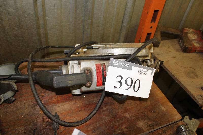 lot 390 image: Skilsaw 7 Saw wCord.
