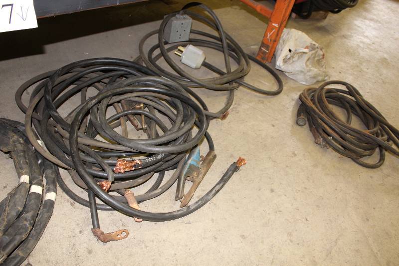 lot 597 image: Floor Lot of Miscellaneous Cords & Cables.