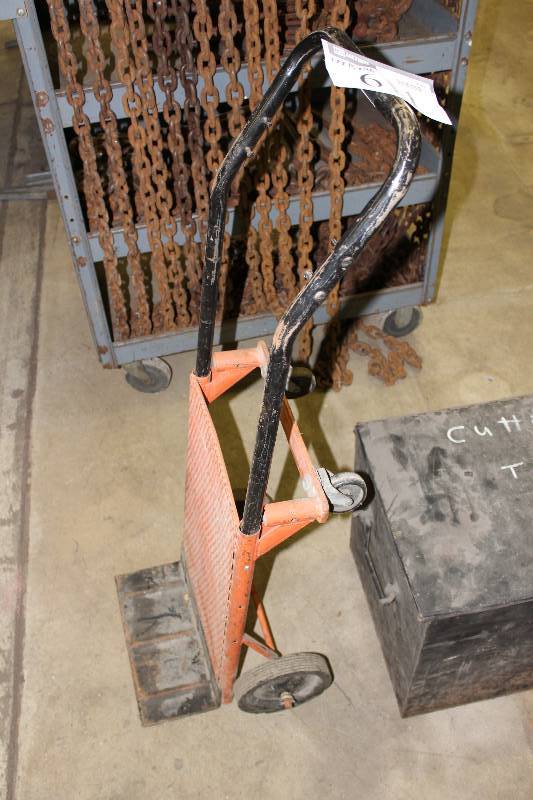 lot 611 image: Reinforced Dolly 17 x 15 x 46.