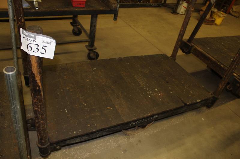 lot 635 image: Push Cart wCenter Wheels & Pole Corners Metal 32 x 67 x 15.