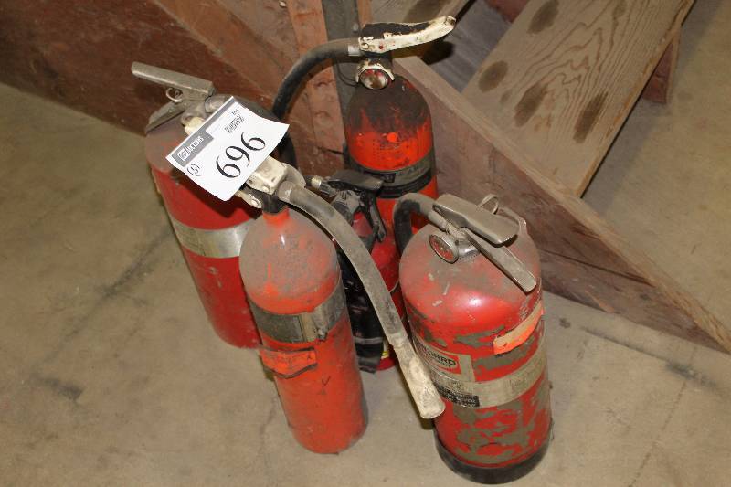 lot 696 image: Lot of (5) Fire Extinguishers.