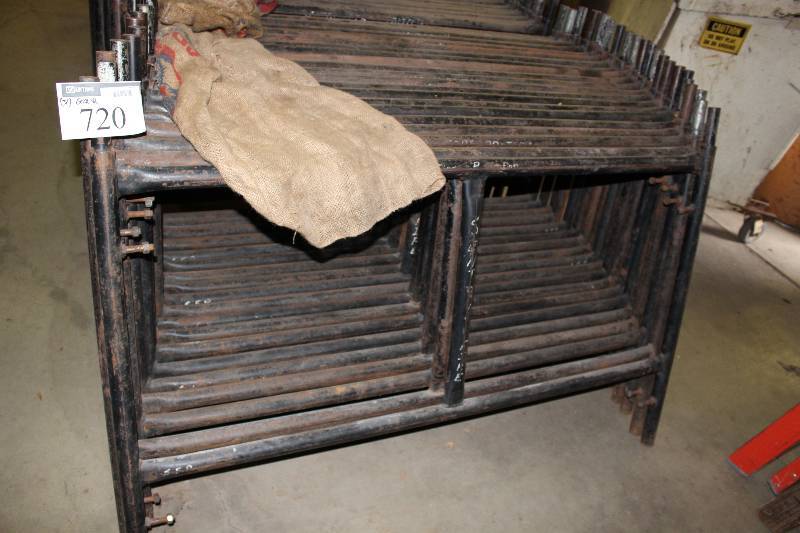 lot 720 image: Lot of (31) Metal Uprights used for Setting Pipe on 60 x 42.
