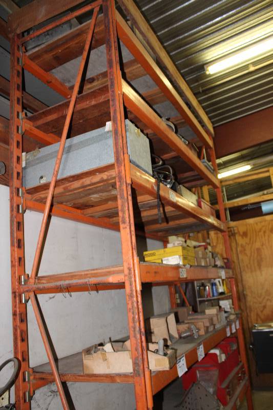 lot 642 image: Pallet Racking Lot Including Uprights 12 x 2.5 (2) Cross Beams 8 x 2.5 (14).