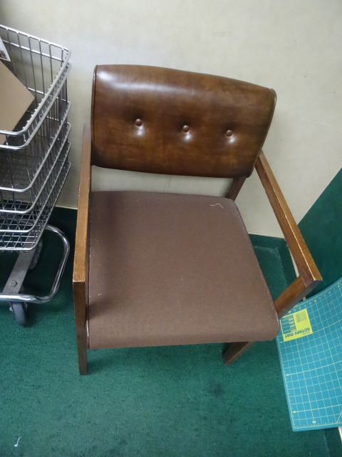 Side chair.