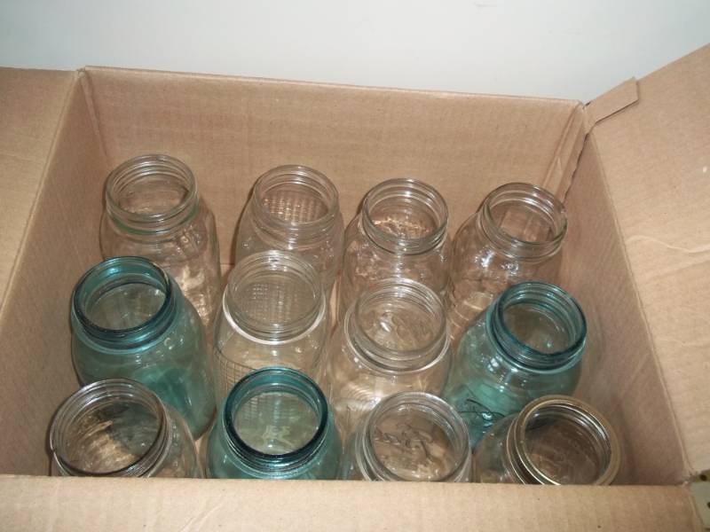 12 Regular Quart canning jars