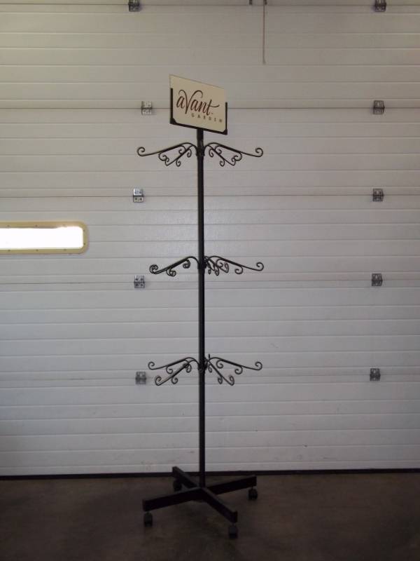 Tall retail display rack