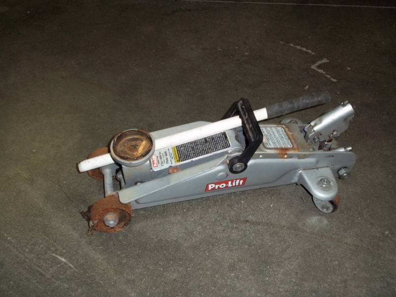 Pro Lift Hydraulic Floor jack consignor states works
