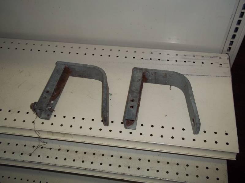 Truck Camper mounts