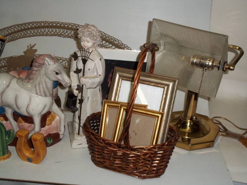 Assortment of baskets, frames, lamps and dcor