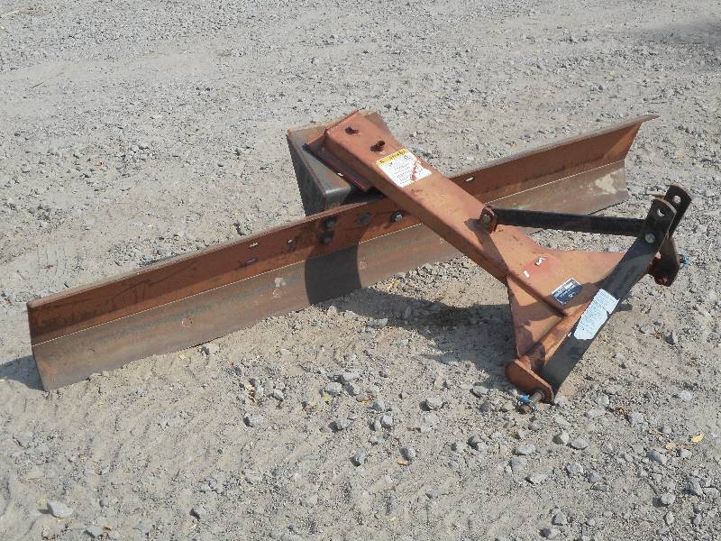 lot 6 image: Howse 7ft Three Point Blade, Steel ...