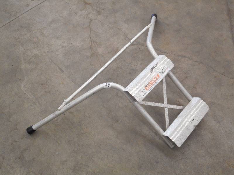 lot 12 image: Sta-Safe Aluminum Ladder Stabilizer...