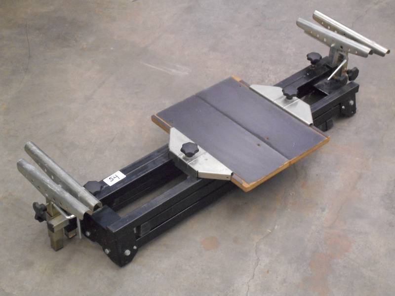 lot 54 image: Heavy Duty Portable SawTool Table ...
