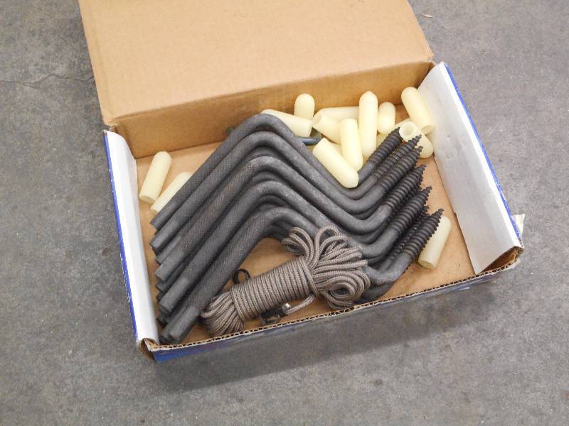 lot 69 image: 20-Pack Of Screw-In Tree Steps ...