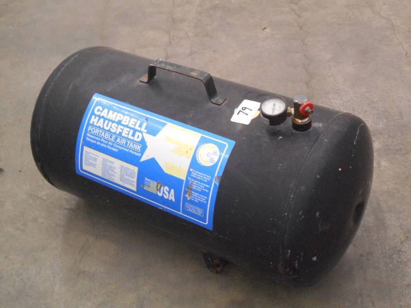 lot 79 image: 10-Gallon Portable Air Tank, No Hos...