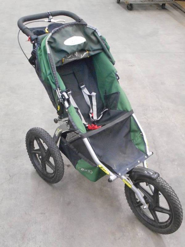 lot 81 image: B.O.B. Deluxe Folding Sport Utility...
