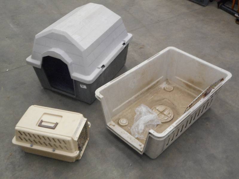 lot 95 image: Lot Of (1) Dog House & (2) Pet Kenn...