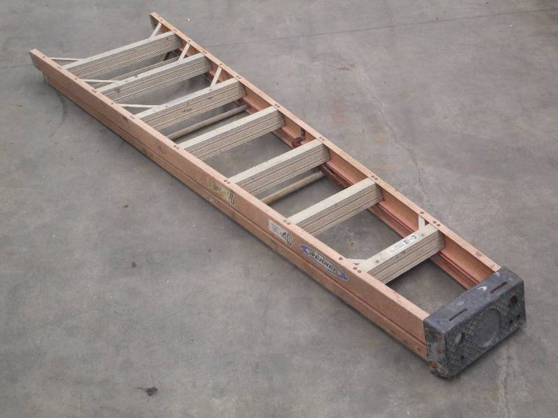 lot 97 image: Werner 8ft Fiberglass Step Ladder ...