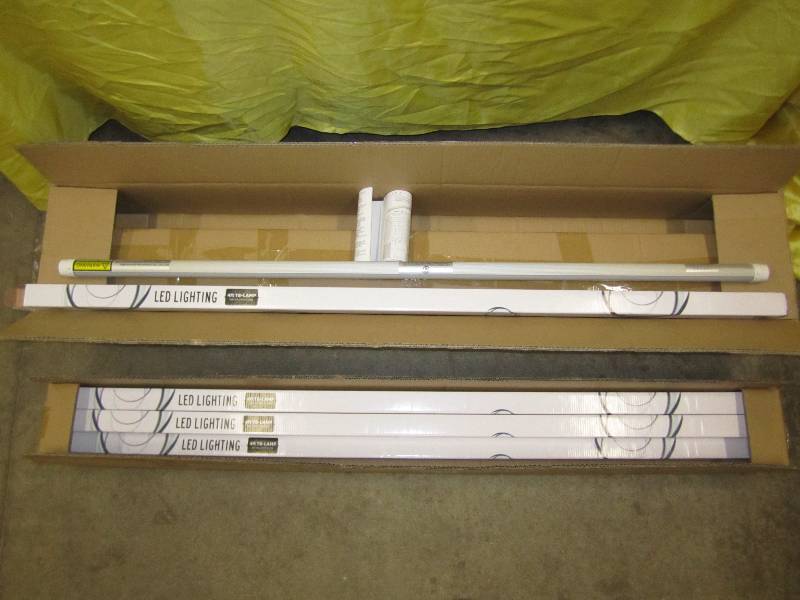 1 case, 12 lights total T-8 LED 4 f...