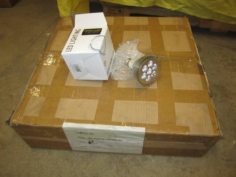 Case of 25 LED Lights, standard scr...
