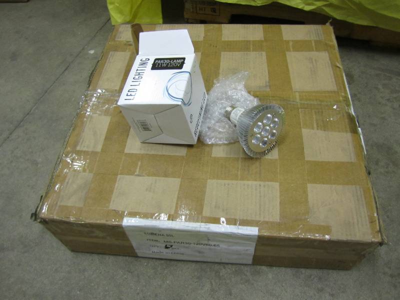 Case of 25 LED Lights, standard scr...