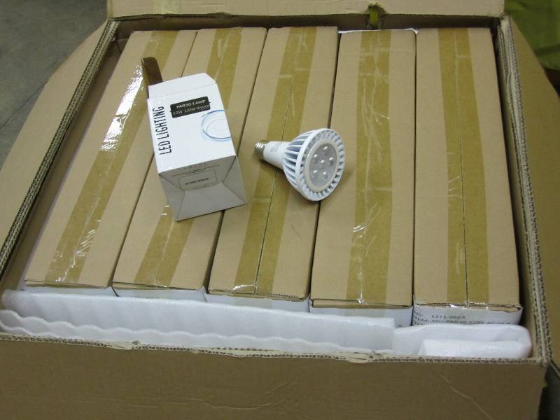 50 LED lights, 1 case, standard soc...