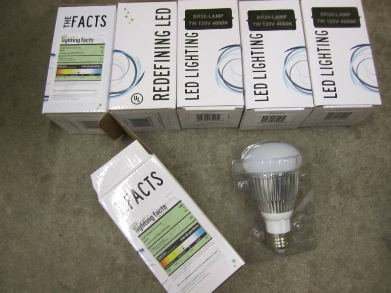 6 LED Lights, 1 case.  Standard soc...