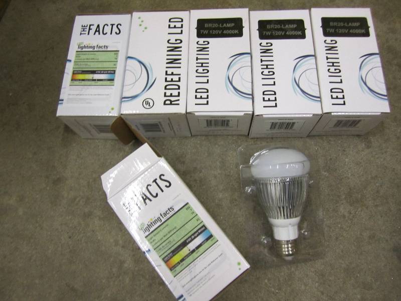 6 LED Lights, 1 case.  Standard soc...
