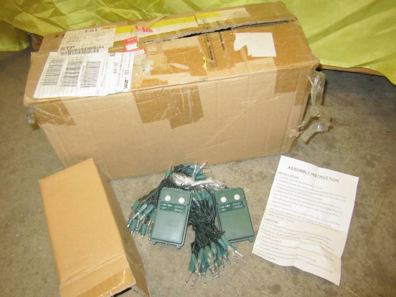 Case of 10 strands, LED white Chris...