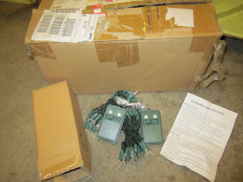 Case of 10 strands, LED white Chris...