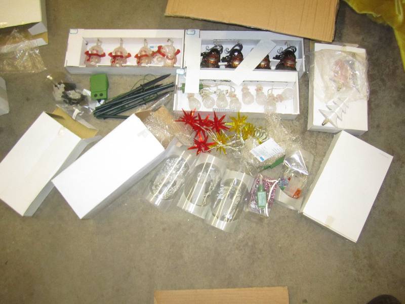 Assorted Holiday lights...