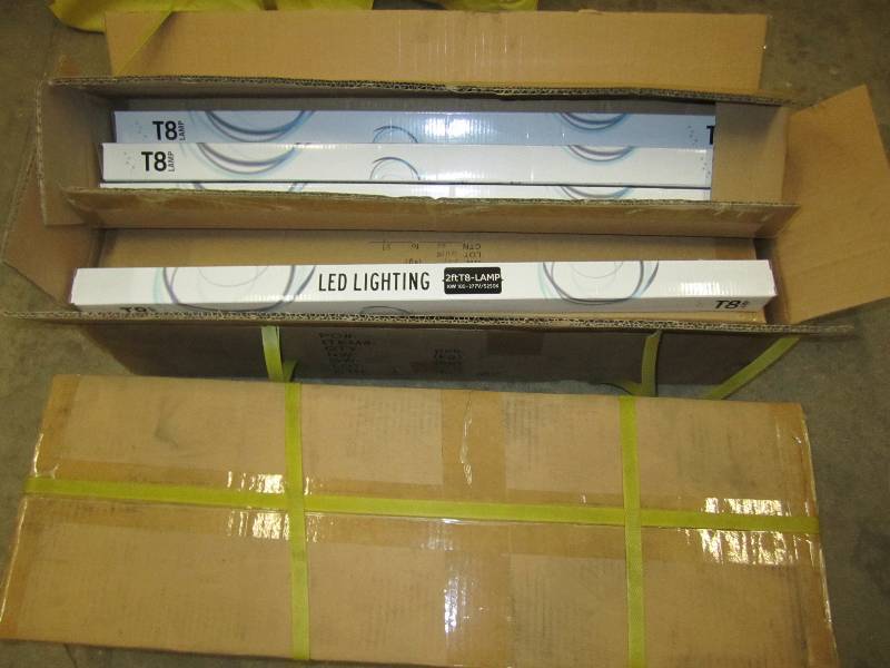 2 cases, T8 LAMP 2 foot, LED light ...