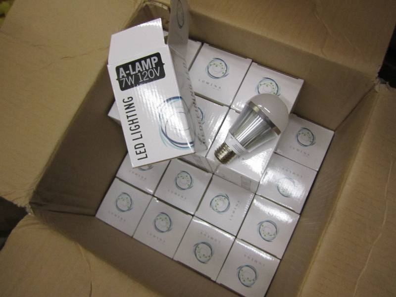 Partial case of 24  LED lights, ful...